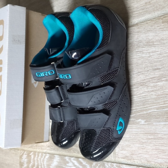 NEW Giro Salita Cycling Shoe Size 41 with Look Delta Cleats - Picture 5 of 15